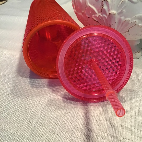 Starbucks 2019 Holiday Hot Pink Spiked Tumbler24oz - Picture 3 of 6